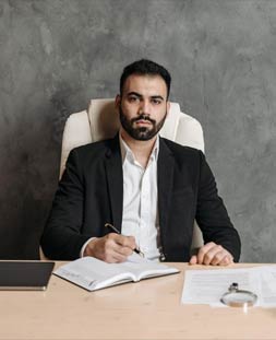 مشاوره رایگان با وکیل در تاکستان